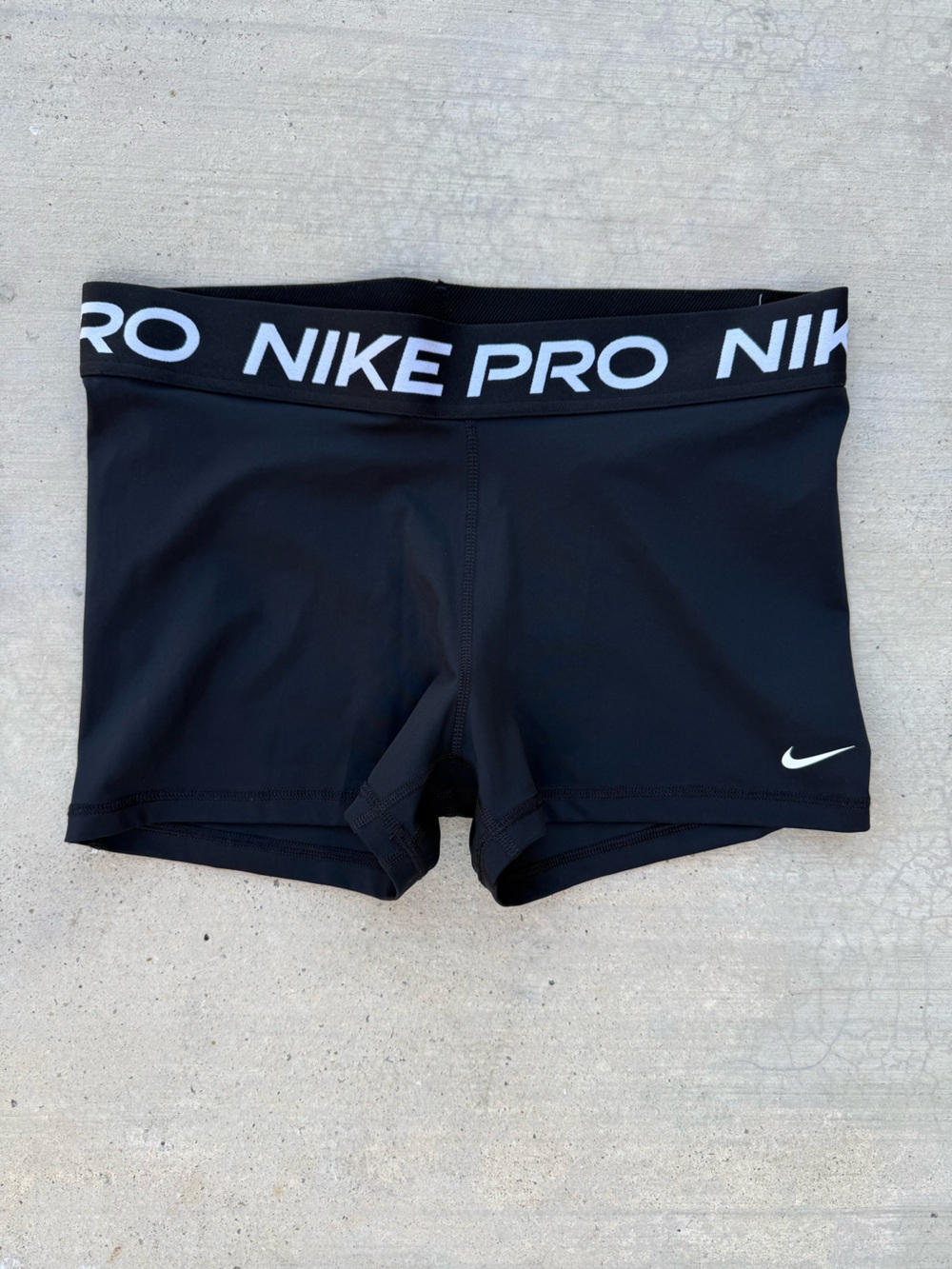 Nike Pro Women’s Dri-Fit Shorts (XL)